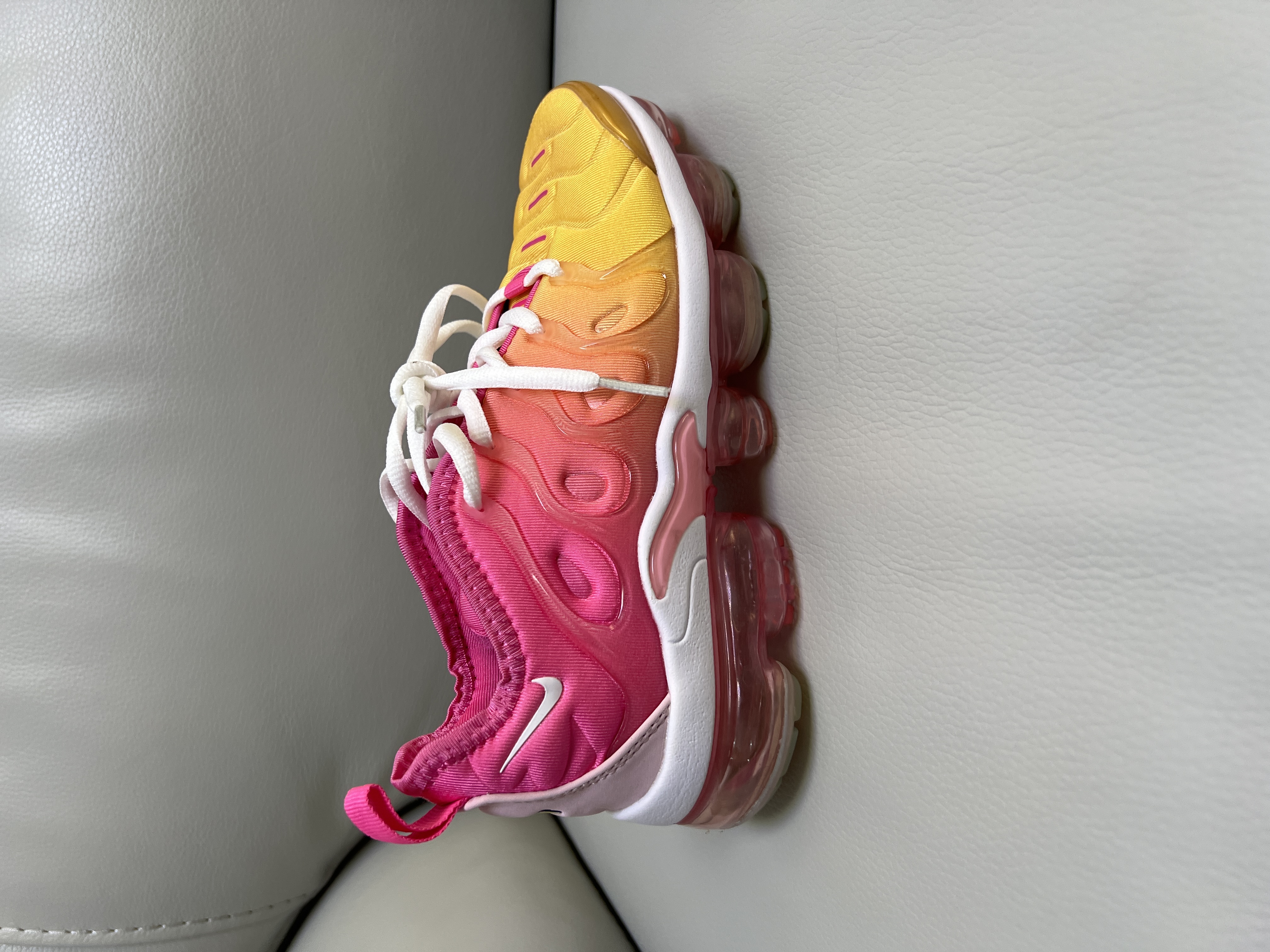Nike Vapor Max Amarillo rosa